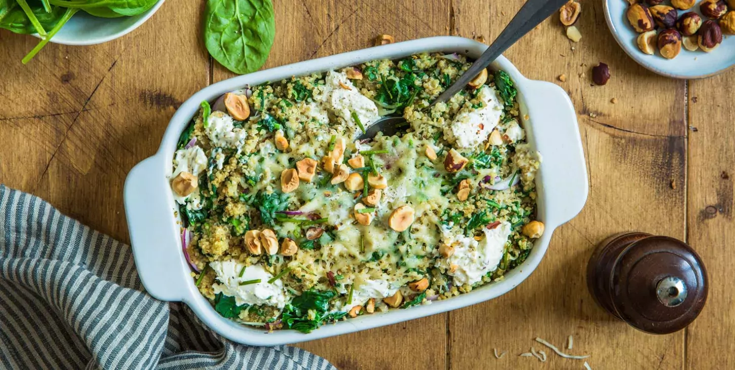 Quinoa-, Spinazie- en Hazelnotengratin