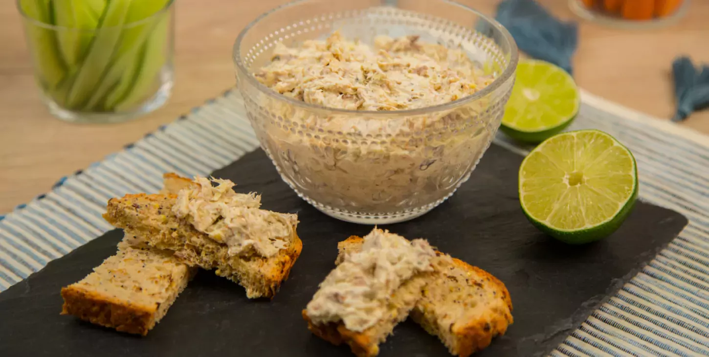 Rillettes de maquereaux au gingembre au fromage fouette