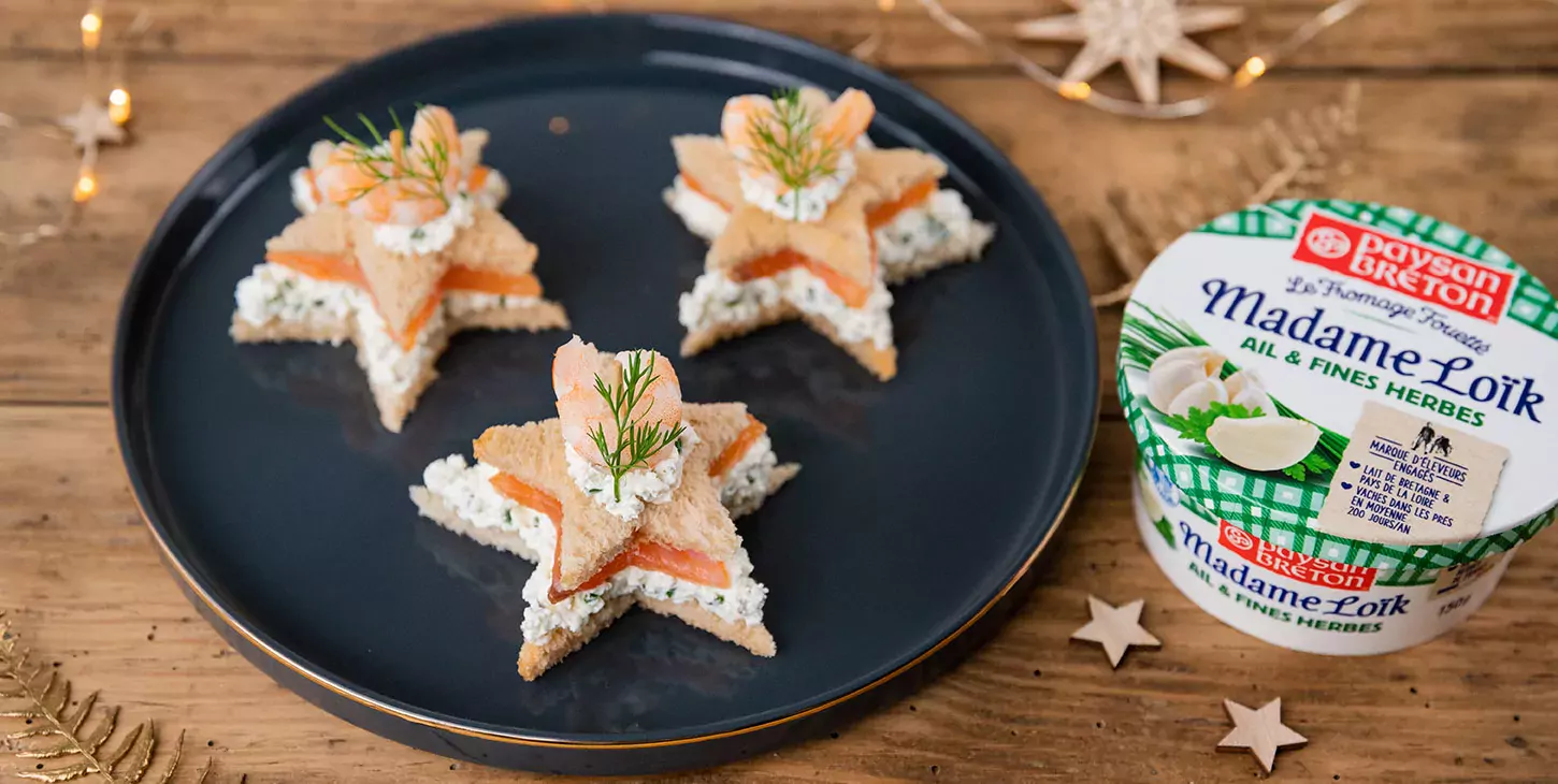 Etoiles en mille-feuille, saumon fumé et Fromage Fouetté Ail et Fines Herbes