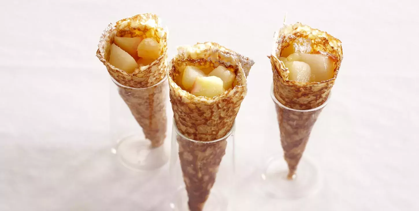 Crêpes en cornet de pommes et poires au miel